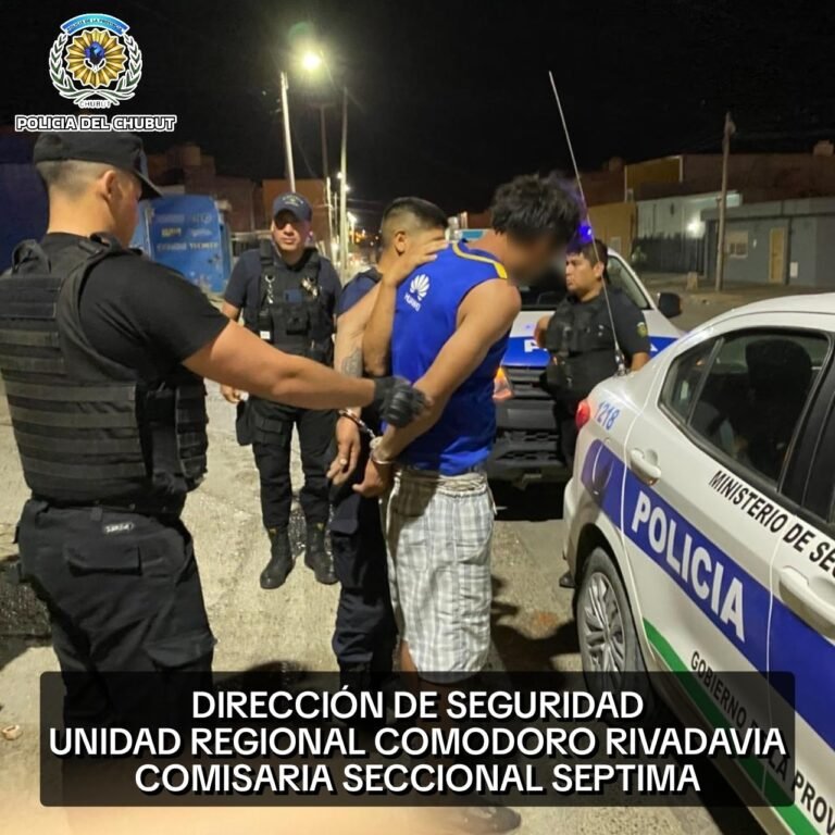 Lo pararon para identificarlo y descubrieron que era un prófugo de la Justicia