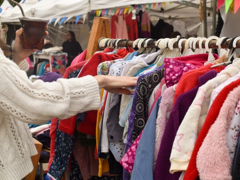 Cáritas organiza una feria solidaria: lo recaudado será para ayudar a familias necesitadas