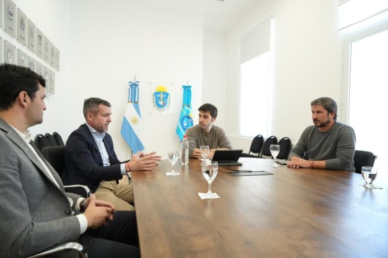 Torres anunció la primera inversión de la Zona Franca de Trelew