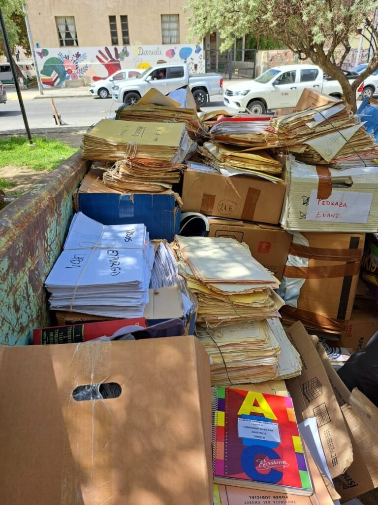 Avanza el traslado y limpieza de archivos judiciales en Comodoro
