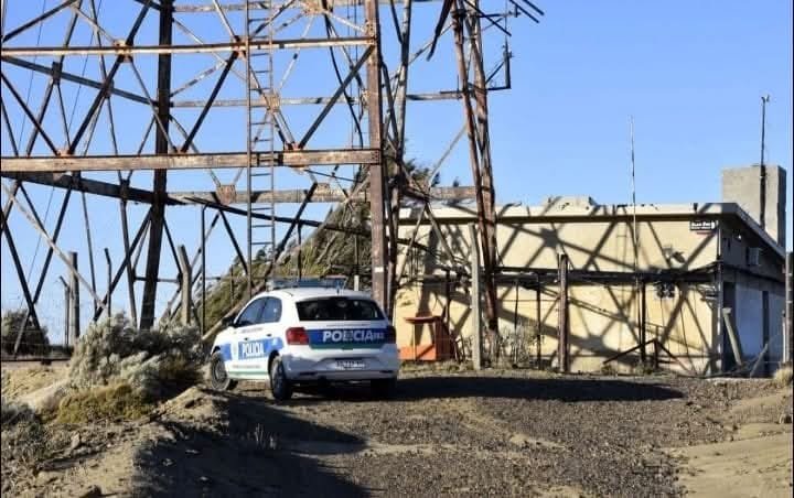 Se cayó la antena de Canal 9 y recuerdan a “Ramoncito”, quien ayudó a levantarla hace 60 años