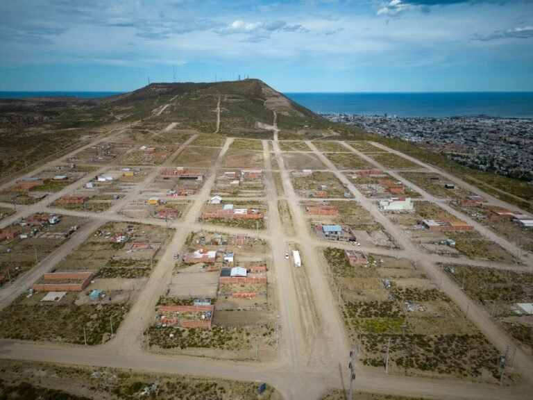 Avanza el loteo Radio Estación: 70 terrenos nivelados y más de 100 calles habilitadas