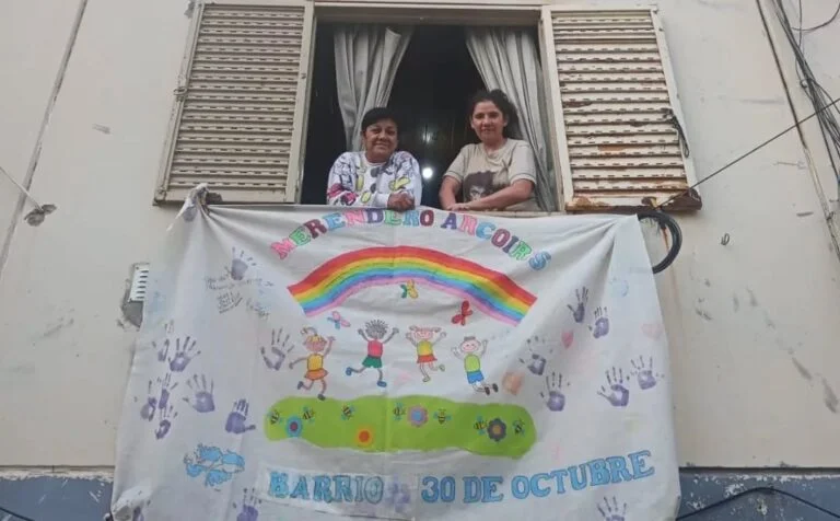 Piden colaboración para garantizar la última merienda del año en el Merendero Arcoíris