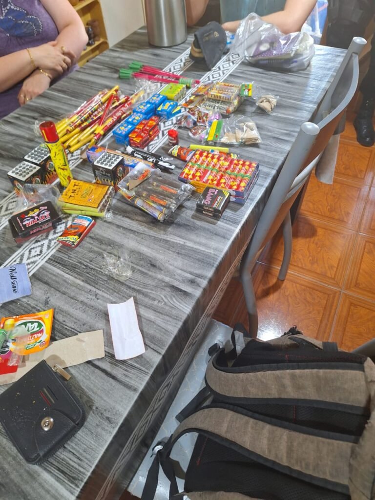 Ocho allanamientos por venta ilegal de pirotecnia: secuestraron miles de elementos prohibidos