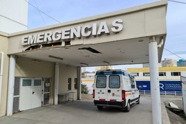 Despertó por los golpes y terminó baleado: su cuñado entró con un arma y huyó