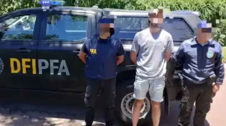 Un falso abogado estafó a familiares, amigos y clientes por $54 millones y terminó llorando ante el fiscal