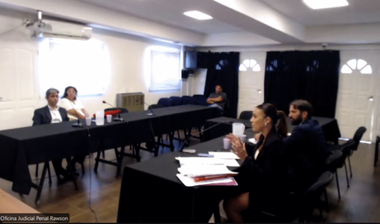 Denuncian graves incumplimientos en la prisión domiciliaria de la ex ministra Huichaqueo