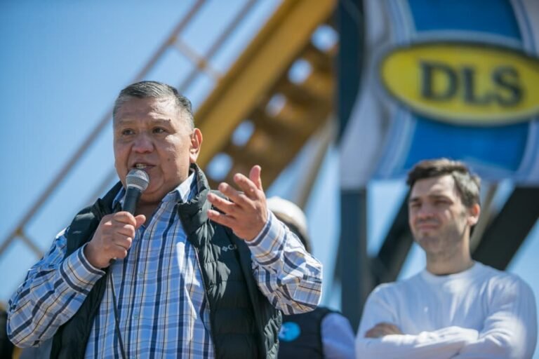 Petroleros convocan a una movilización ante la desinversión y abandono de YPF