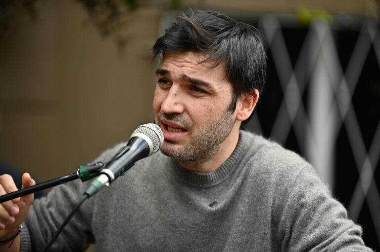 Torres participó del acto por el Día Nacional del Petróleo y convocó a todos los sectores a sostener la actividad