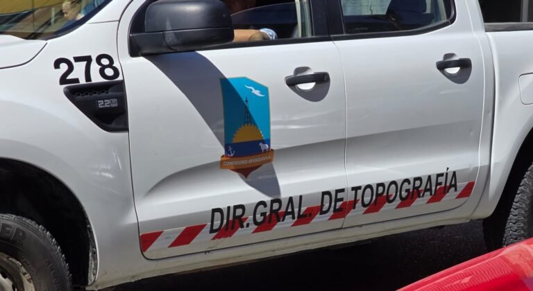 Regularán el uso de vehículos municipales con un sistema de denuncias por código QR