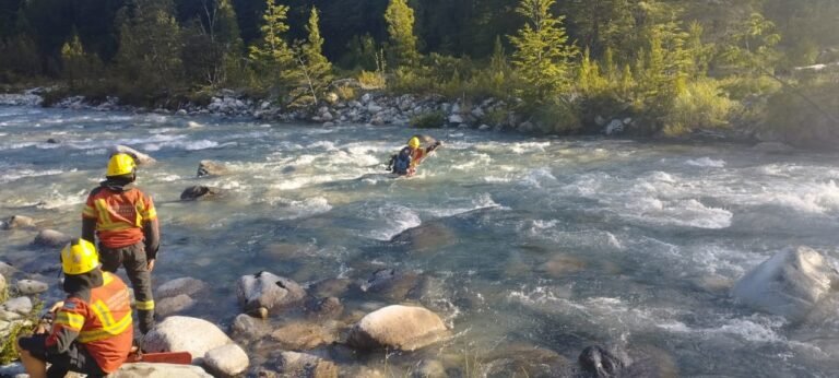 Incendio en El Turbio: refuerzan el operativo con más personal y recursos