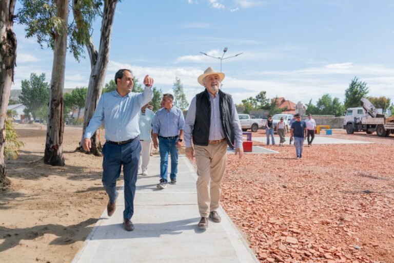 Othar: “Cumplimos la palabra y seguimos transformando Comodoro con obras reales”