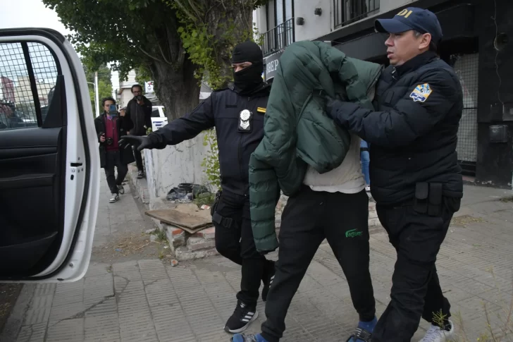 Detuvieron a un hombre acusado de producir material de abuso infantil con sus sobrinos