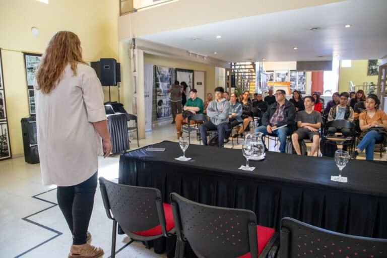 Inserción laboral: más de 40 personas se capacitaron en el taller “Empleabilidad 2.0”