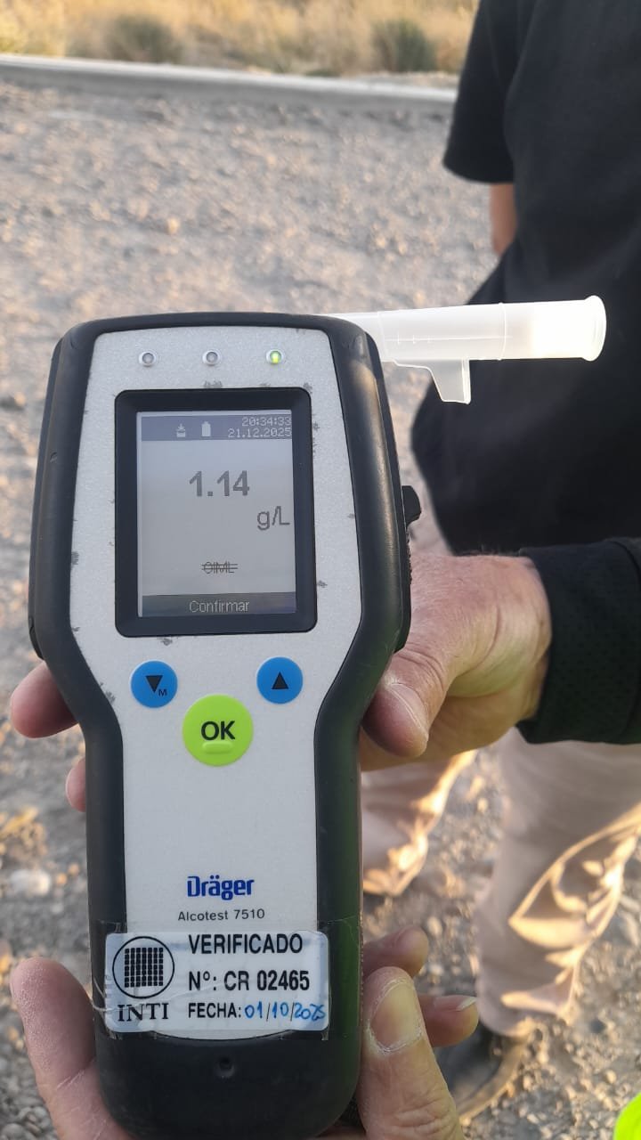Conducía alcoholizado, dio positivo en el test y le retuvieron la licencia