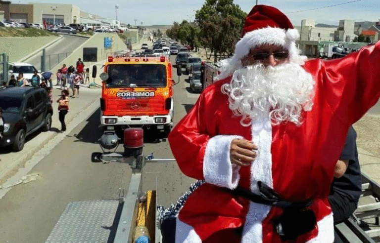 Golosinas y sonrisas: así será el recorrido de Papa Noel junto a los Bomberos Voluntarios