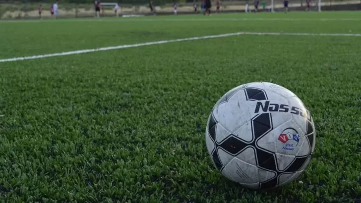 Un menor amenazó con una navaja a un nene de 10 años durante un partido de fútbol