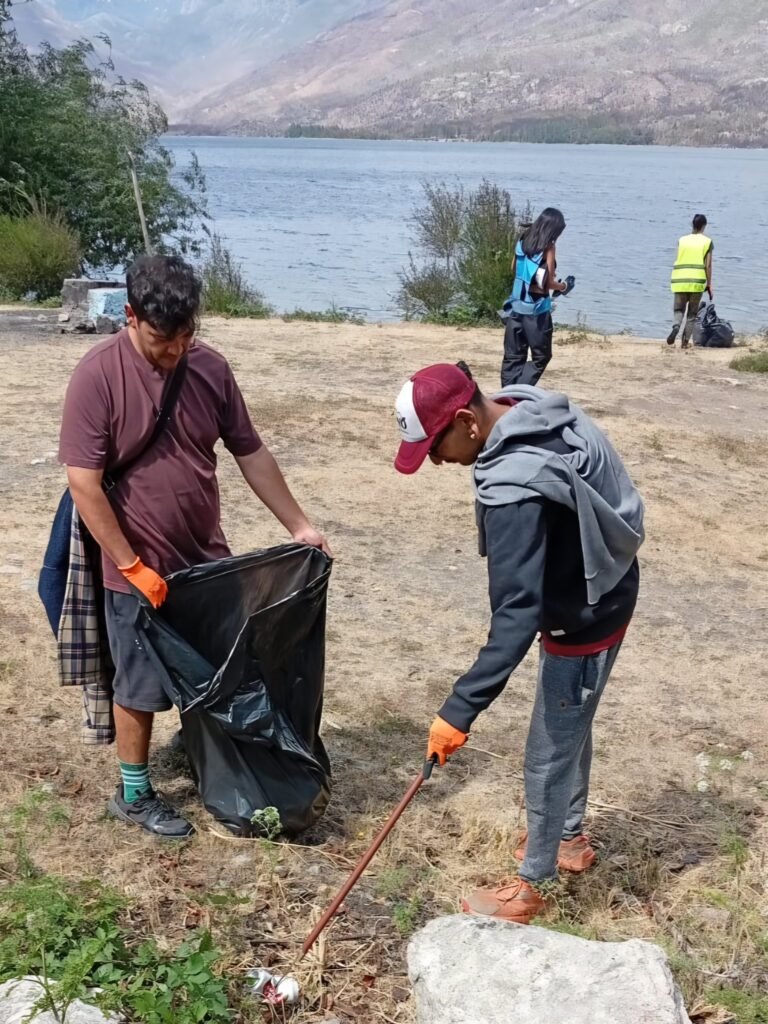 Puerto Patriada comienza a recuperarse tras el incendio y vuelve a abrir al turismo