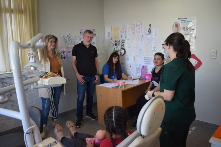 Salud escolar: habrá controles bucodentales y vacunación en distintos CAPS de la ciudad