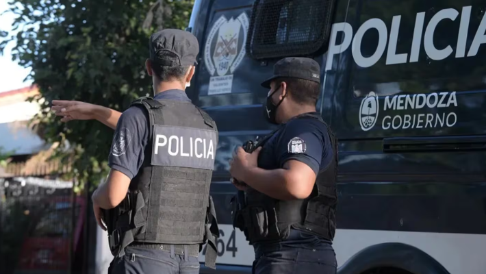 Un hombre mató a tiros a su vecino porque escuchaba música fuerte durante un cumpleaños