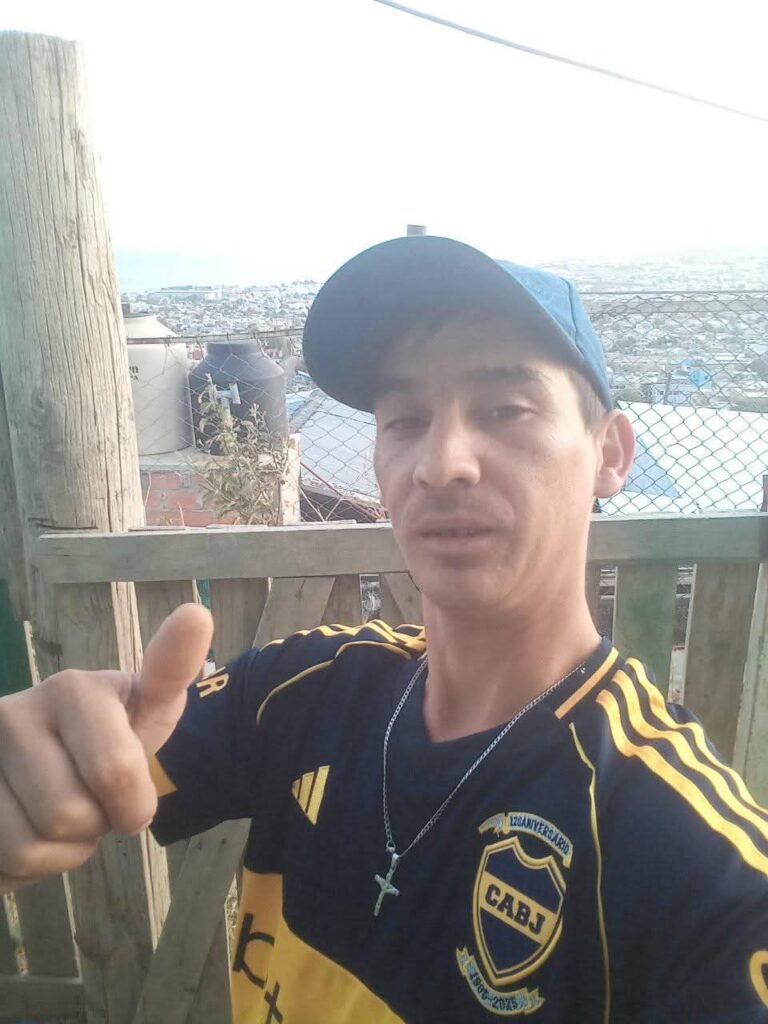 Familiares de Serón se suman a la marcha: “No puede ser que uno salga a buscar un trabajo o a caminar y que te maten o desaparezcan”