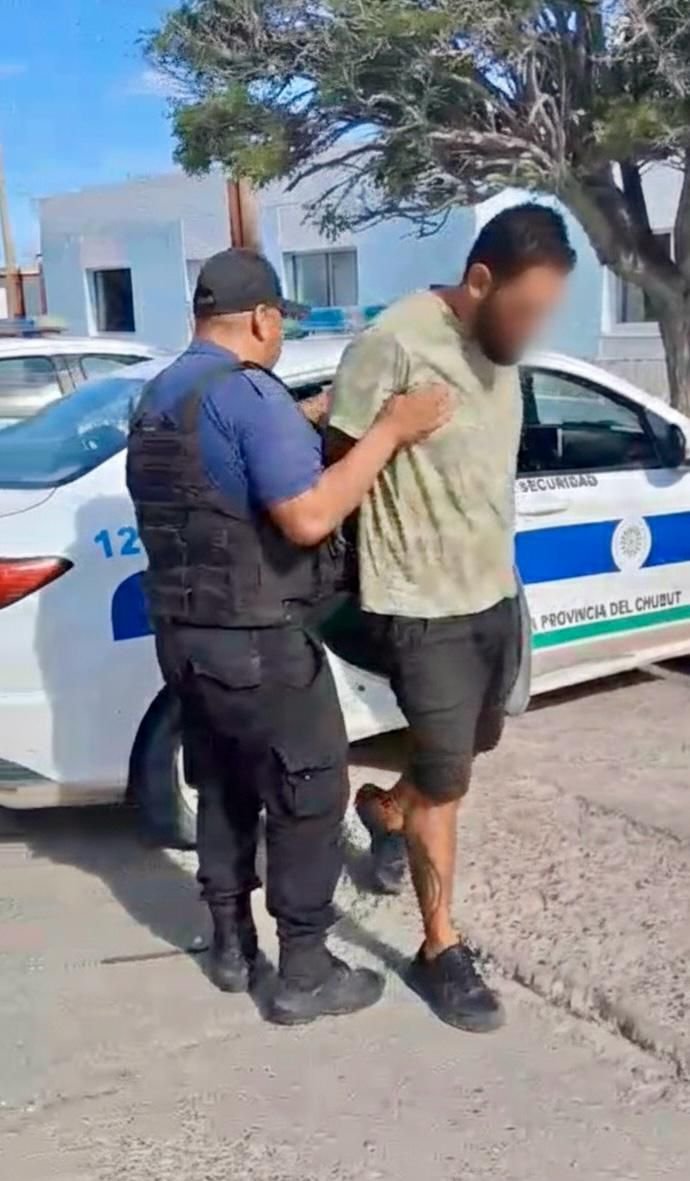 Incendio intencional en Ruta 3: Policía del Chubut detuvo al presunto autor en Arroyo Verde