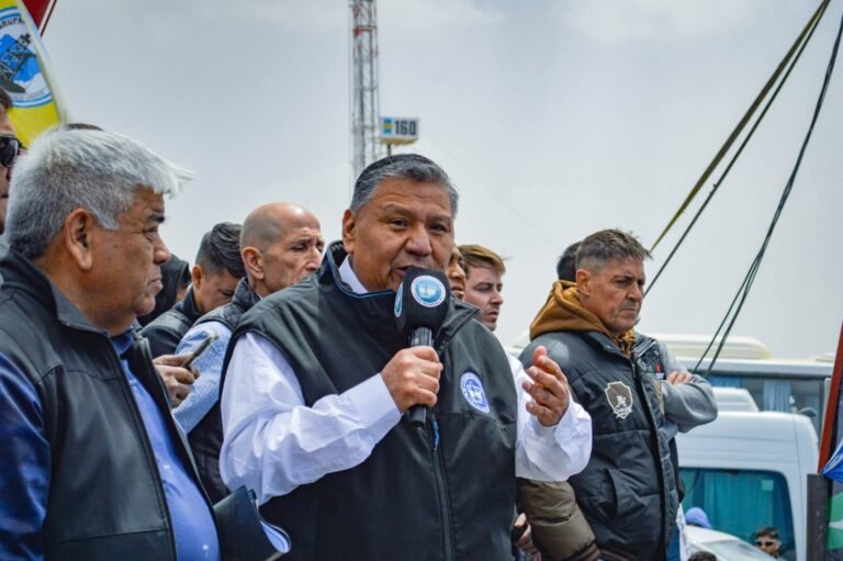 Ávila apuntó contra Pan American por romper la Paz Social y exigió inversiones para sostener los puestos de trabajo