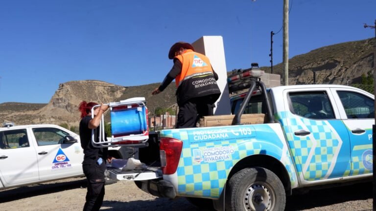 Defensa Civil realiza una incesante tarea para que las familias recuperen sus pertenencias