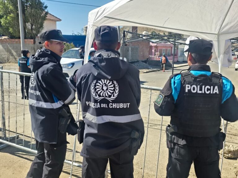 Operativo con camionetas en Sismográfica: “Buscamos que la gente retire sus pertenencias”