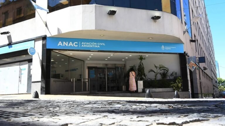 Hay vuelos: ATE suspendió el paro de controladores aéreos del lunes