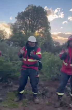 Héroes de la cordillera: brigadistas de Cholila pusieron alegría en medio de la adversidad