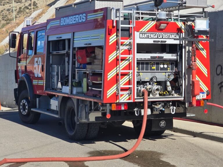 Incendio fatal: bomberos encontraron a un hombre mayor en el interior de la vivienda