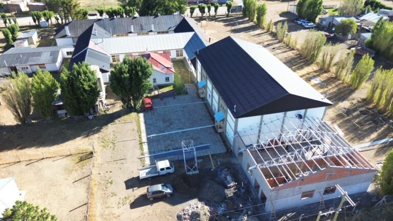 A días del inicio de clases, refuerzan obras de infraestructura en escuelas de toda la provincia