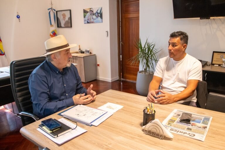 Othar recibió al intendente de Sarmiento y analizaron la situación de la Cuenca