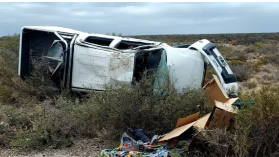 Tragedia en Ruta 3: una mujer murió en un vuelco cuando viajaba con su hijo