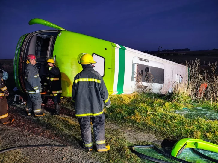 Homicidio culposo y agravado: imputaron al chofer de Vía Tac por el vuelco que dejó seis muertos