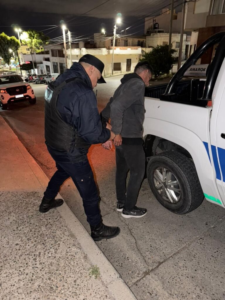 Detuvieron a un prófugo: tenía pedido de captura activo y una pena de dos meses de prisión