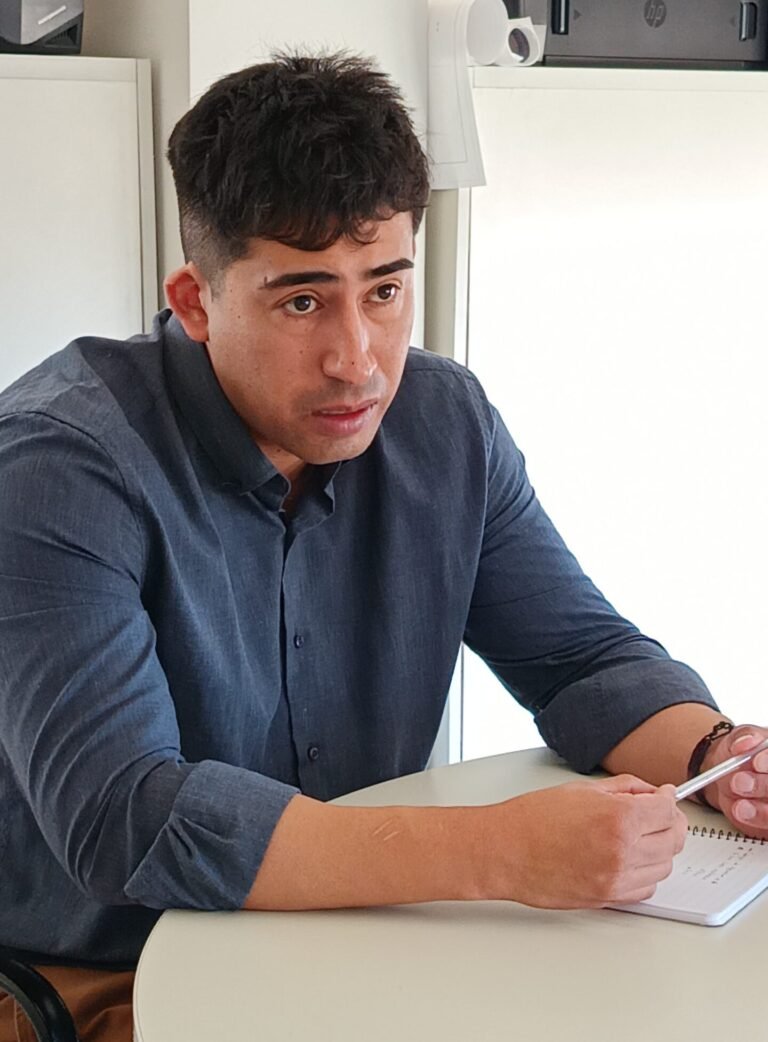 “Estamos recuperando 12 lotes mensuales que estaban sin uso”, destacó Hernández ante la crisis habitacional