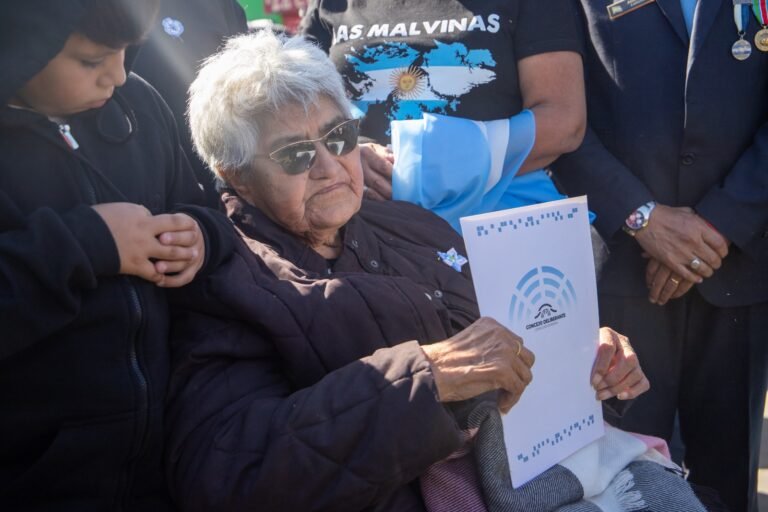Designan boulevard en honor al veterano de Malvinas Francisco Javier Ríos