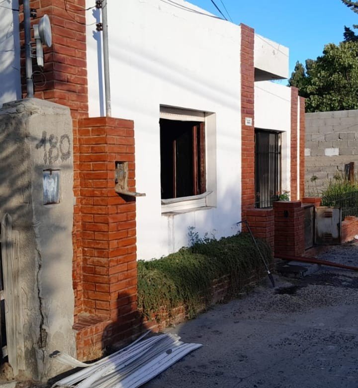 Incendio fatal en Km 5: la Justicia investiga la muerte y no descarta ninguna hipótesis