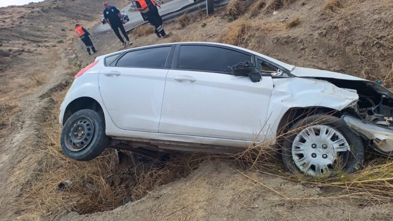 Un desperfecto mecánico provocó un despiste vehicular en Ruta 3