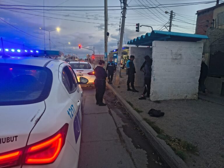 Violenta pelea entre “trapitos”: uno de ellos terminó con lesiones de arma blanca