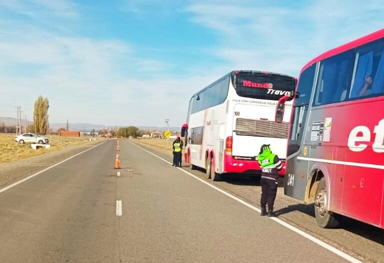 Controlaron más de 7.000 vehículos y retiraron a 72 conductores durante el fin de semana
