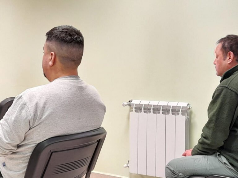 Seguirán presos los imputados por agredir y abusar de un hombre: la pena llegaría a 20 años