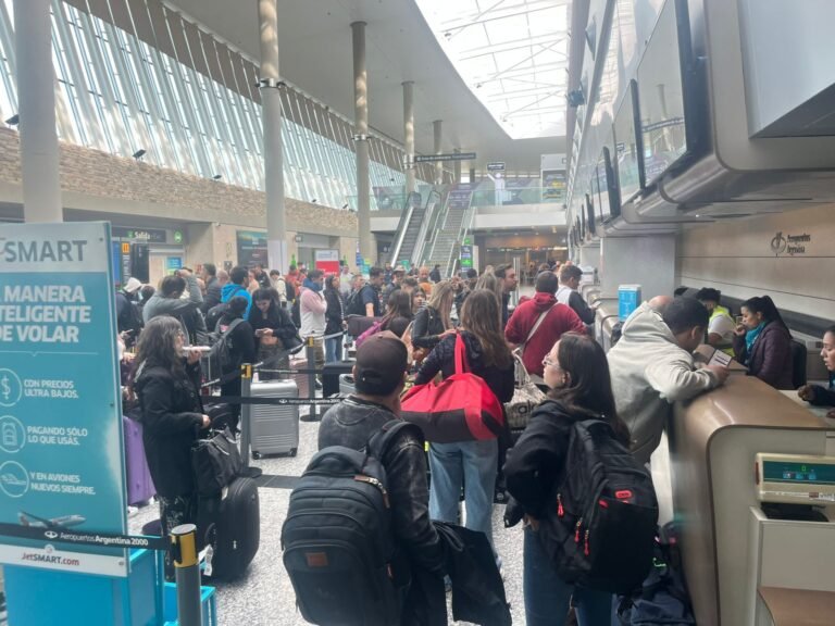 Falla técnica: JetSmart canceló vuelo tras dos intentos fallidos de despegue