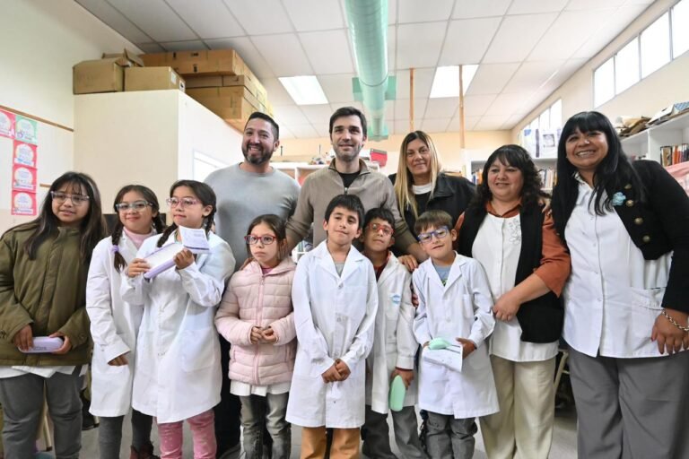 Más de 3.700 controles visuales y 3.200 anteojos entregados en menos de un mes