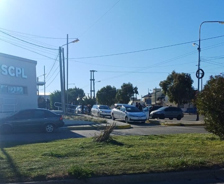 20 efectivos y cuatro móviles: amplio operativo de seguridad en el velorio de Nieves