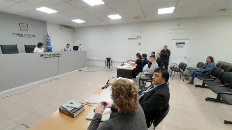 A punta de cuchillo: seguirá preso por asaltar a menores en una garita