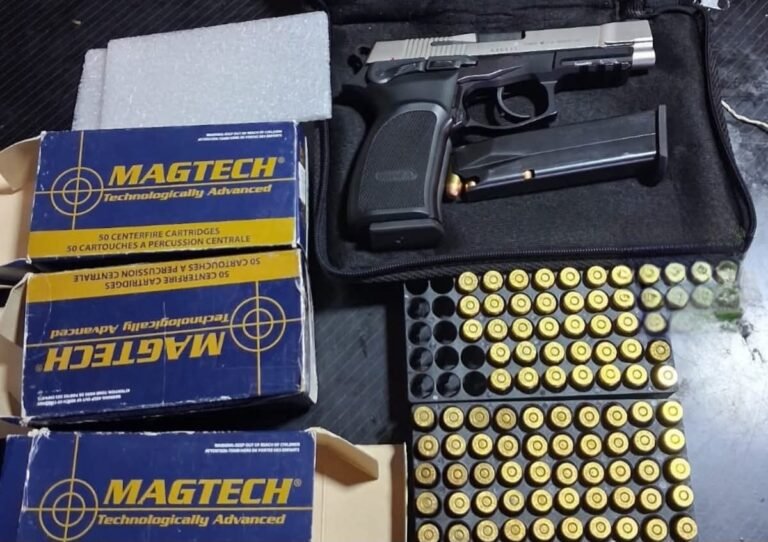 Allanamiento: Secuestran un arma de grueso calibre y cocaína tras un video viral