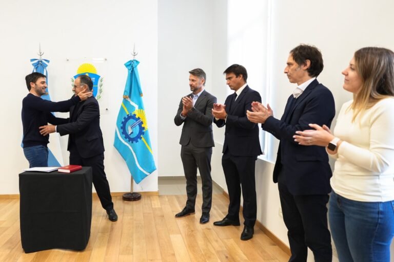 Oficializan cambios en el gabinete y ponen en función a las nuevas autoridades